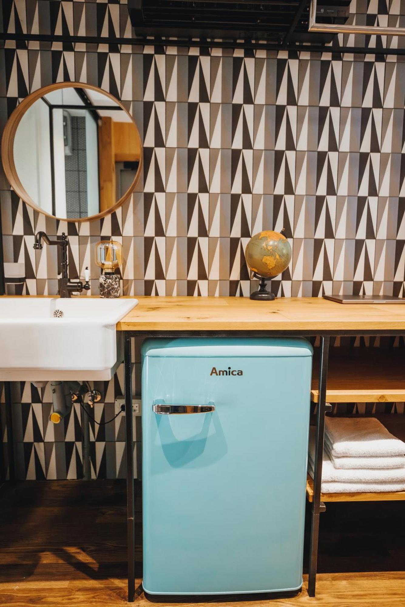 City Glamping By One66 Hotel Ljubljana Exterior photo